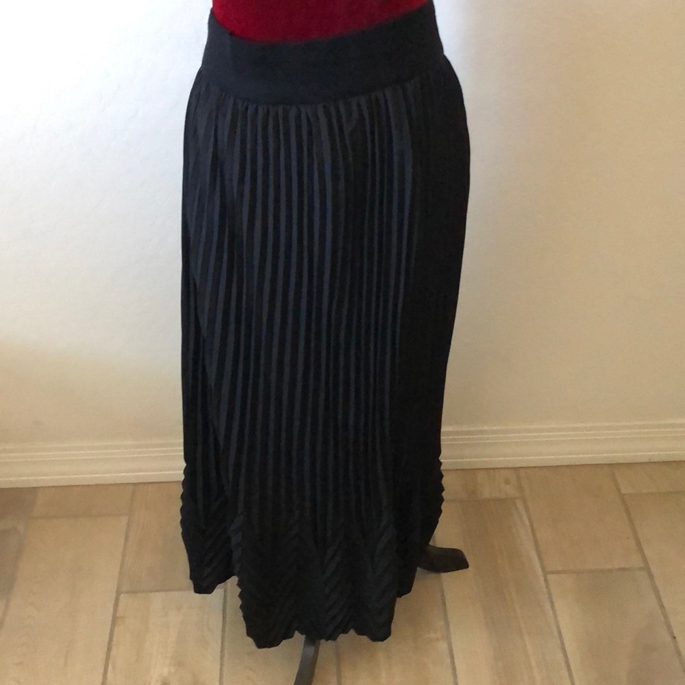 Missoni for Target long black pleated skirt